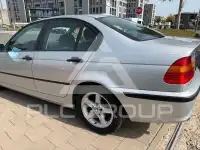 2005 BMW 318