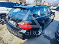 2005 BMW 318
