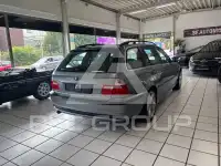 2005 BMW 318