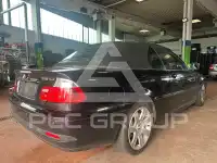 2005 BMW 318