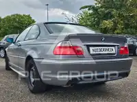2005 BMW 318