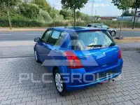 2005 Suzuki SWIFT
