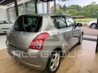 2005 Suzuki SWIFT