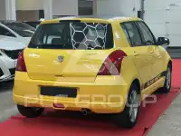 2005 Suzuki SWIFT
