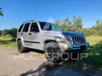 2005 Jeep CHEROKEE