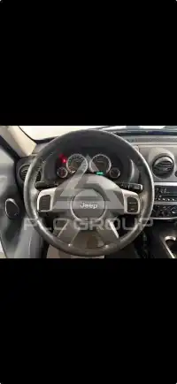 2005 Jeep CHEROKEE