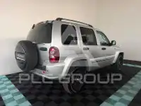 2005 Jeep CHEROKEE