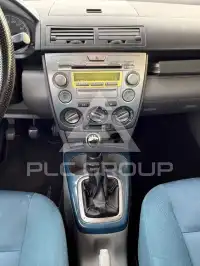 2005 Mazda 2 (Demio)