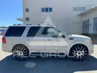 2005 Lincoln NAVIGATOR