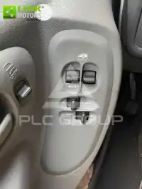 2005 Chrysler Grand Voyager