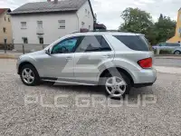 2005 Mercedes Benz ML 320