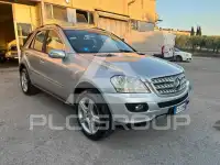 2005 Mercedes Benz ML 320