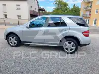 2005 Mercedes Benz ML 320