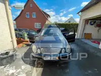 2005 Mercedes Benz E 320