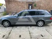 2005 Mercedes Benz E 320