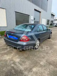 2005 Mercedes Benz E 280