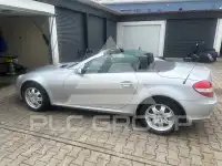 2005 Mercedes Benz SLK 200
