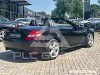 2005 Mercedes Benz SLK 200