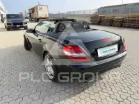 2005 Mercedes Benz SLK 200
