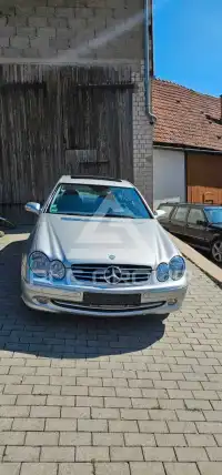 2005 Mercedes Benz CLK 200