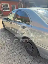 2005 Mercedes Benz 220
