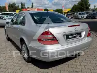 2005 Mercedes Benz E 200