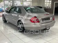 2005 Mercedes Benz E 200