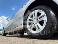 2005 Mercedes Benz E 200