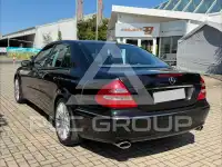 2005 Mercedes Benz E 200