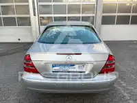 2005 Mercedes Benz E 200
