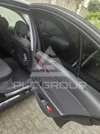 2005 Mercedes Benz E 200