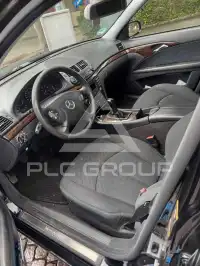 2005 Mercedes Benz E 200