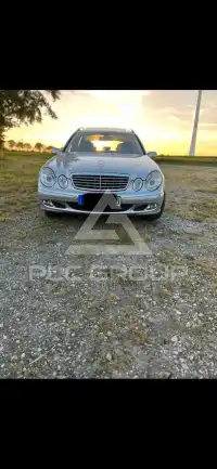 2005 Mercedes Benz E 200
