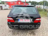 2005 Mercedes Benz E 200