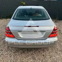 2005 Mercedes Benz E 200