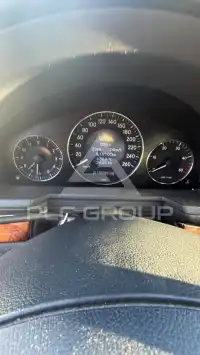 2005 Mercedes Benz E 220