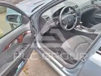 2005 Mercedes Benz E 220