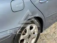 2005 Mercedes Benz E 220