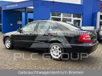2005 Mercedes Benz E 220