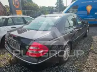 2005 Mercedes Benz E 220