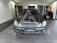 2005 Mercedes Benz E 220