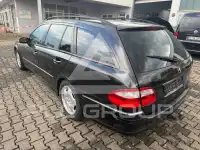 2005 Mercedes Benz E 220