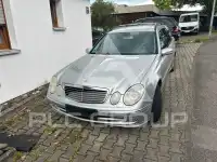 2005 Mercedes Benz E 220