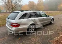 2005 Mercedes Benz E 220