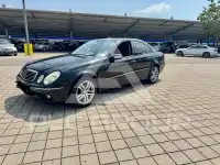 2005 Mercedes Benz E 220