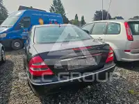 2005 Mercedes Benz E 220