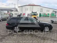 2005 Mercedes Benz E 220