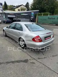 2005 Mercedes Benz E 240
