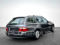 2005 Mercedes Benz E 240