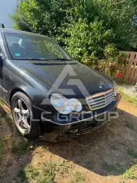 2005 Mercedes Benz C 270